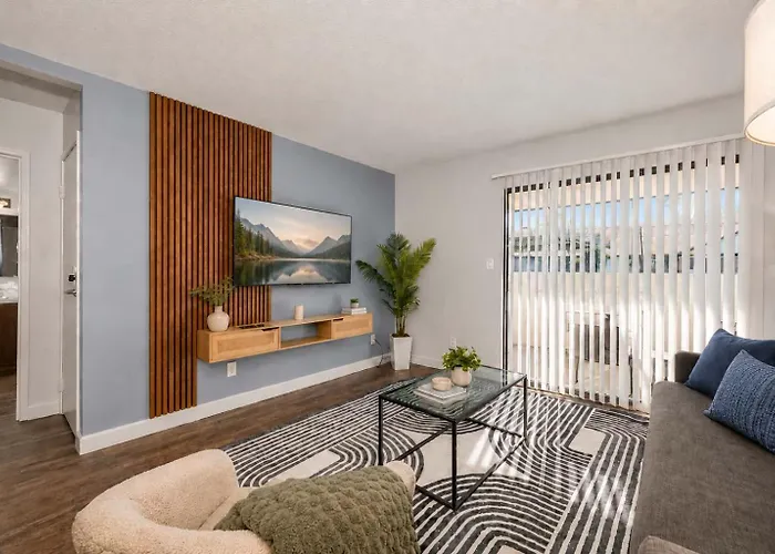 Spacious 2br Pool Gym Near Asu * Tempe